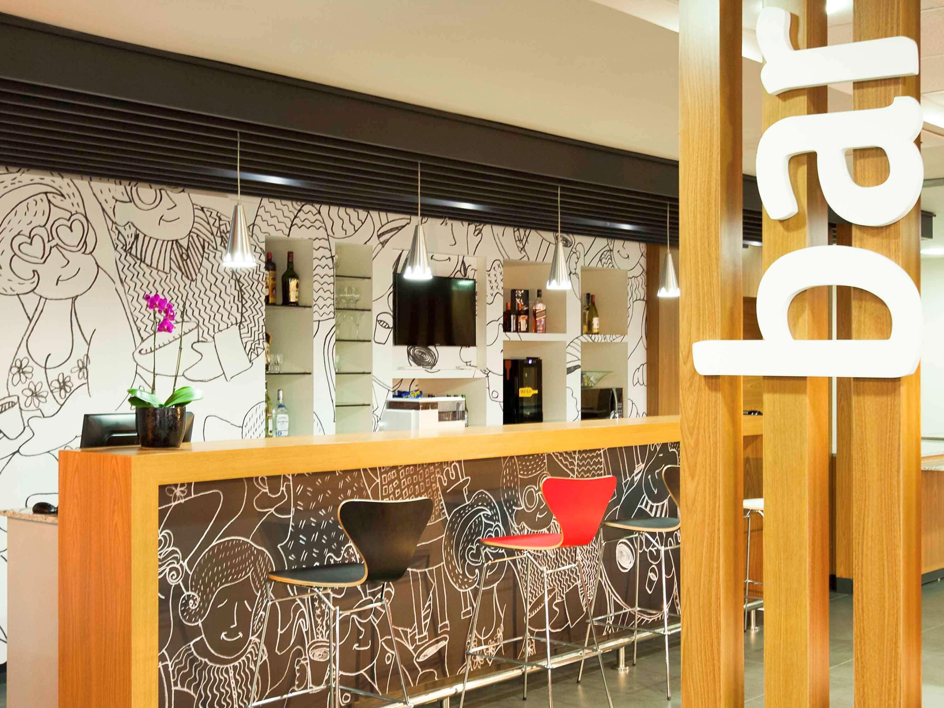 Отель Ibis Cascavel Экстерьер фото