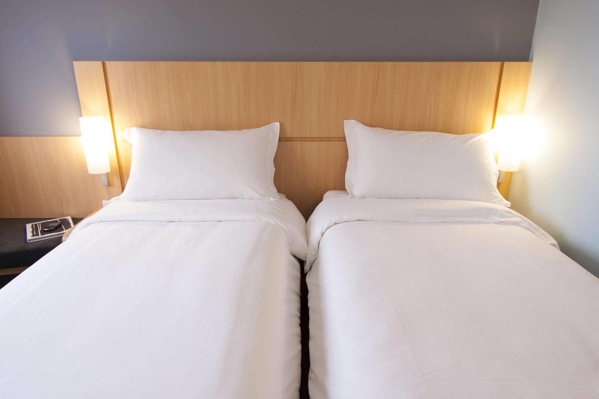 Отель Ibis Cascavel Экстерьер фото