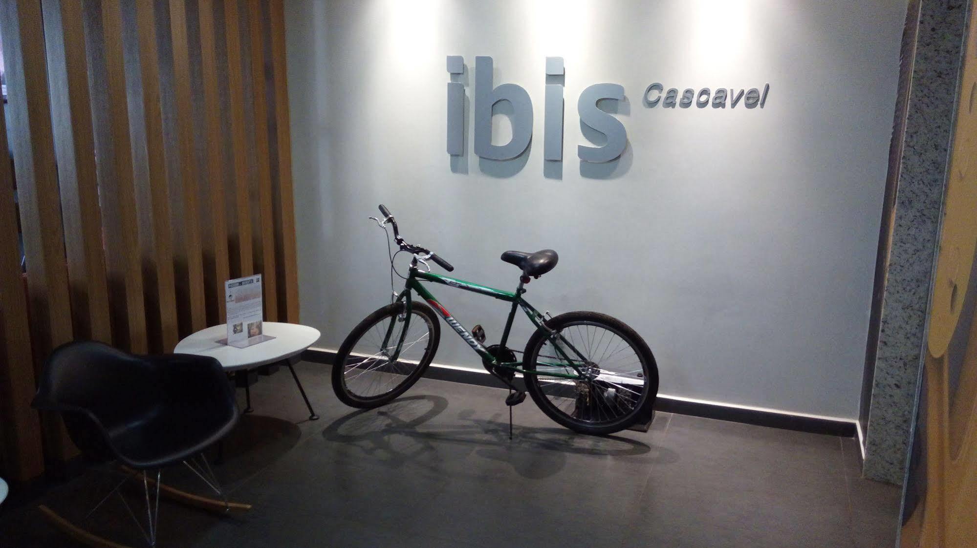 Отель Ibis Cascavel Экстерьер фото